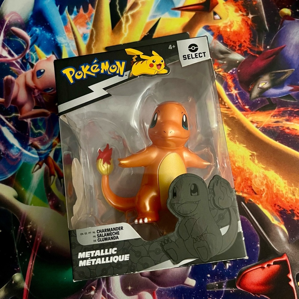 Pokémon Select Metallic Charmander  Jazwares